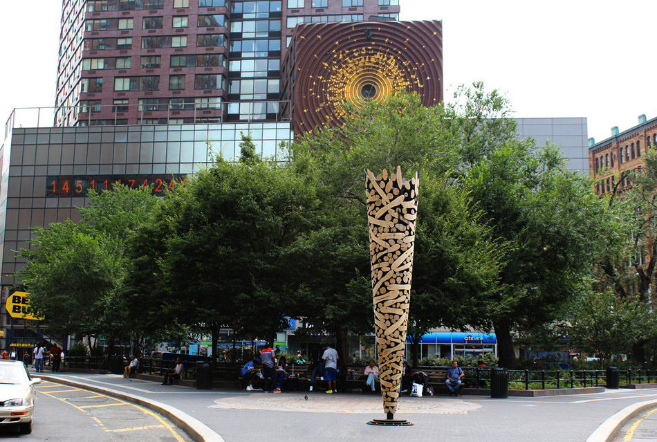 《0121-1110=113035》，木头，美国曼哈顿联合广场，2013