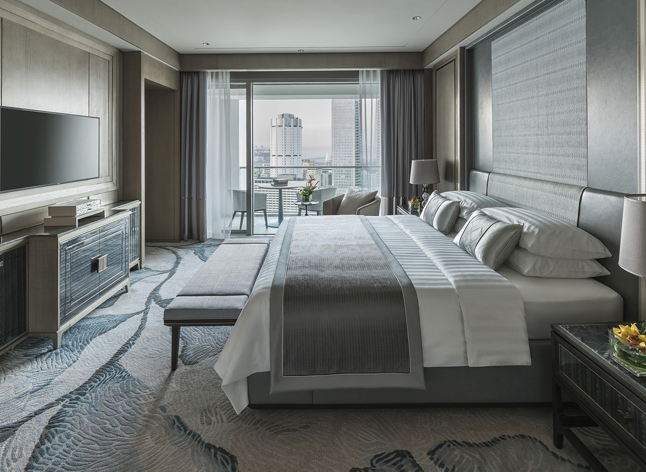 Guest rooms with ocean view